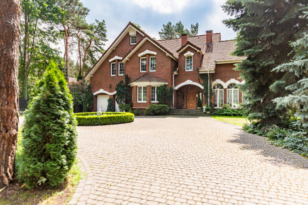 Trusted Carterville, IL Driveway Pavers Experts